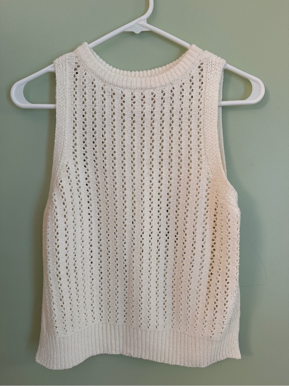 JESSICA SIMPSON | Cream Knit Sleeveless Eyelet Sweater Top
